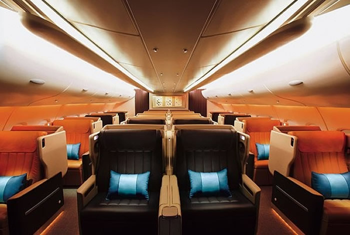 Airbus A380: interior airliner aircraft image
