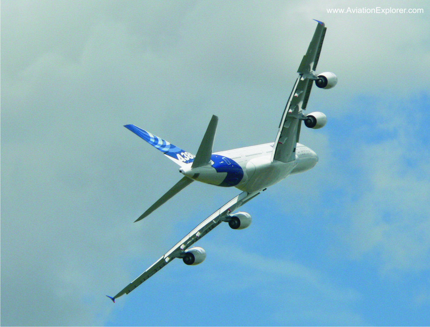 AIRBUS A380 IN FLIGHT WALLPAPER