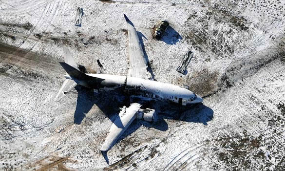 Continental Airlines Boeing 737 Crash Photo Flight 1404