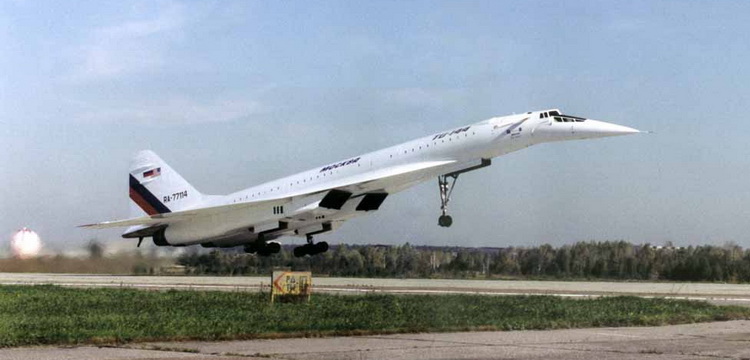 Supersonic Aircraft Tupolev Tu-144 jet Soviet Concorde Aeroflot Pin Badge blue