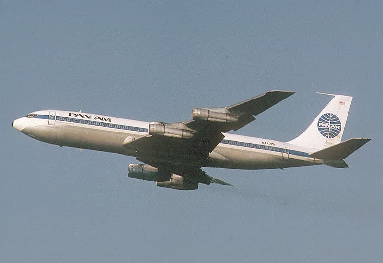 Pan_Am_Boeing_707.jpg