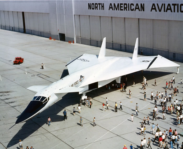 xb-70 roll out picture