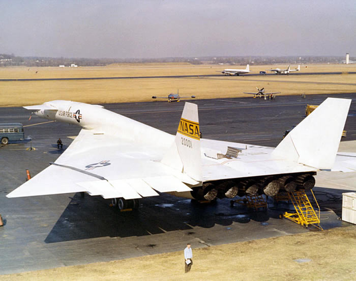 XB-70 Rear View - 6 Engine Experimental Aircraft