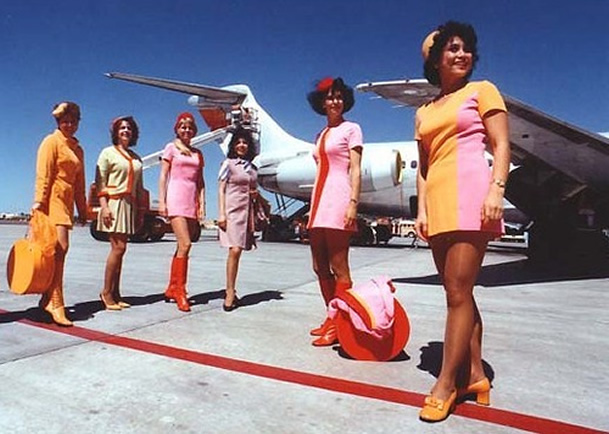 braniff stewardess's