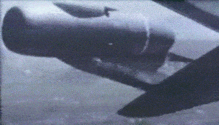 b707 dash 80 barrel roll