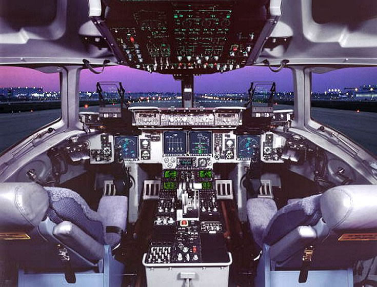 C-17 Globemaster Cockpit Photo