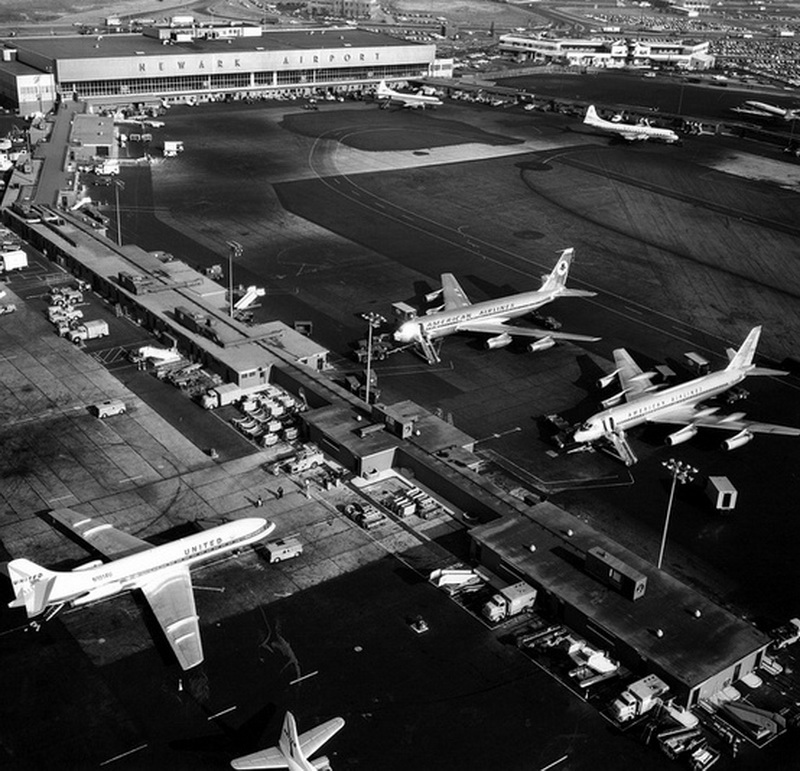 newark airport photo from 1960s